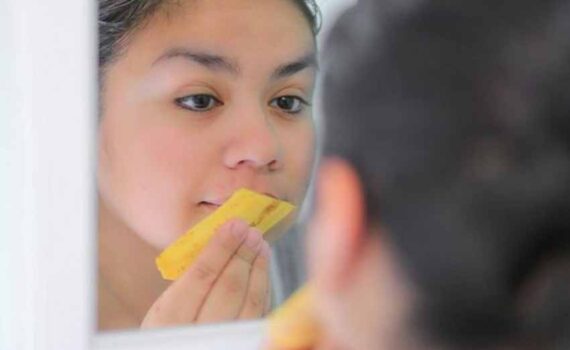 Mengangkat Sel Kulit Mati Dengan Masker Pisang