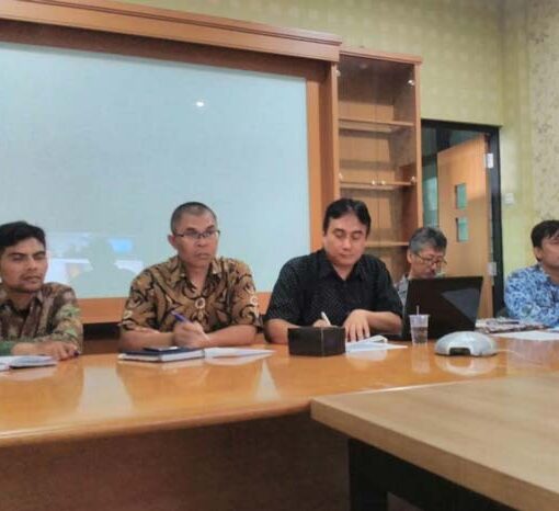 Video Conference Evaluasi dan Pembinaan Komunitas TIK