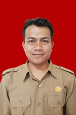 Kepala Seksi Kesejahteraan Dadang Sarkat