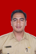 Kepala Desa Ciburial Imam Soetanto, S.E.