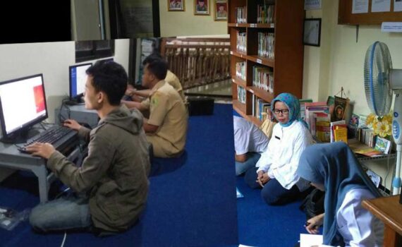 3 Unit Komputer untuk Perpustakaan Desa Ciburial