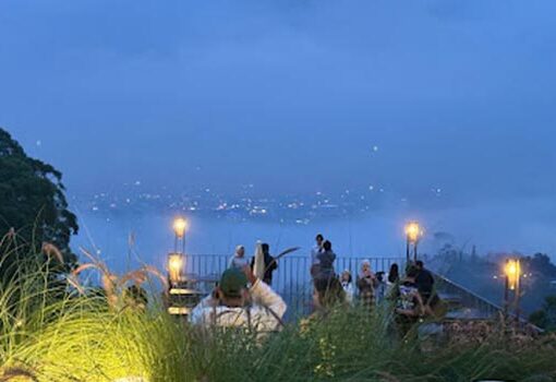 Suasana Senja di Imago Hills